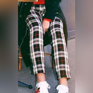 BooHoo stylish slacks